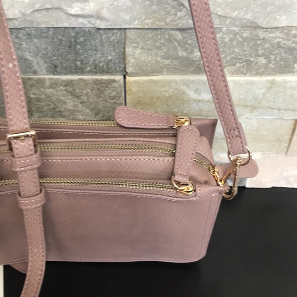 🎁 Urban Expressions Rayna Snake Vegan Leather Crossbody Bag - Picture 7 of 12